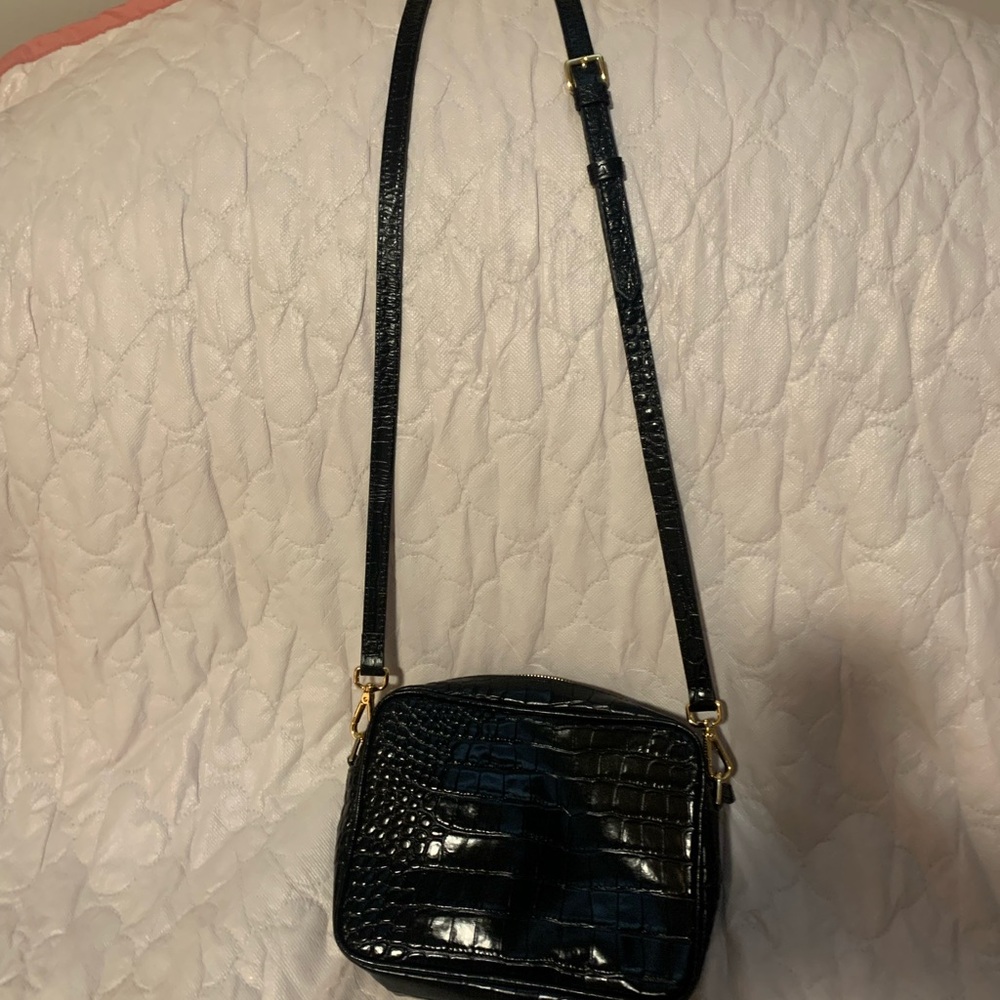 Quince Italian leather Crossbody bag